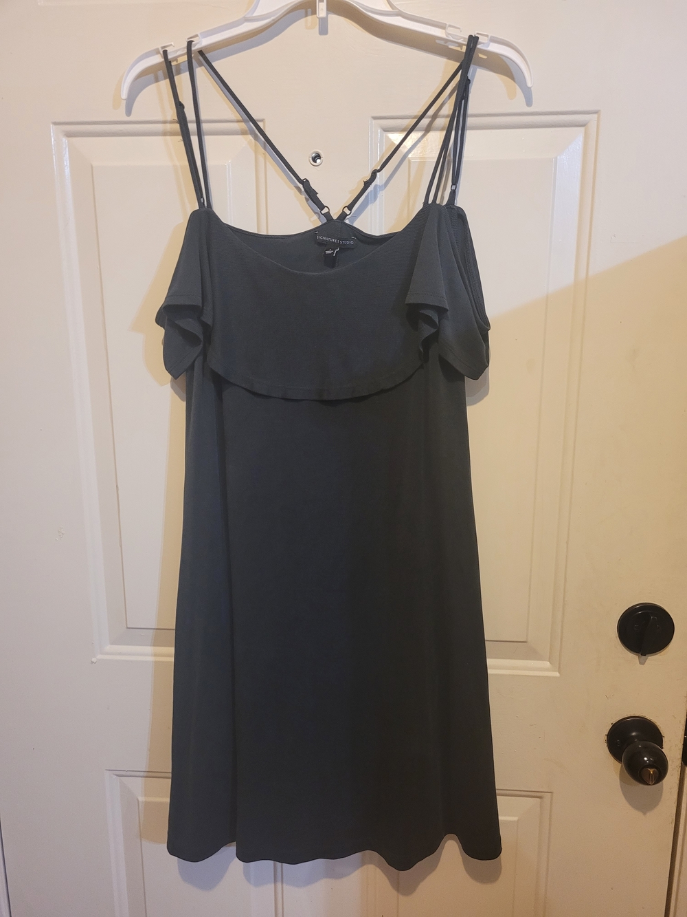 Signature Studio Charcoal Gray Cold-Shoulder Spaghetti Strap Dress